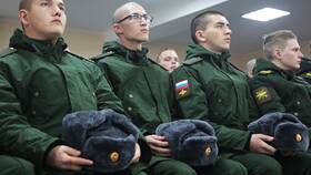 Как приходят выплаты по военному контракту в Магнит Косметик